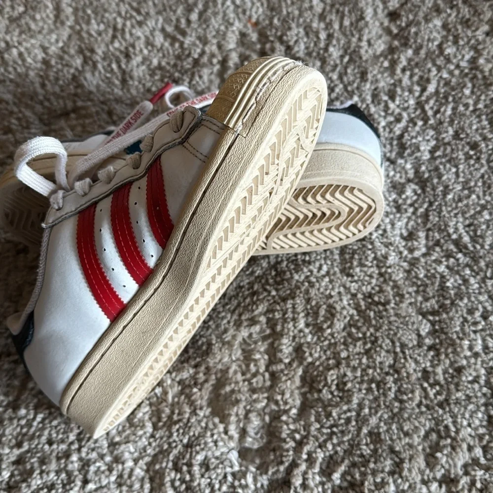 adidas 🍍 superstar